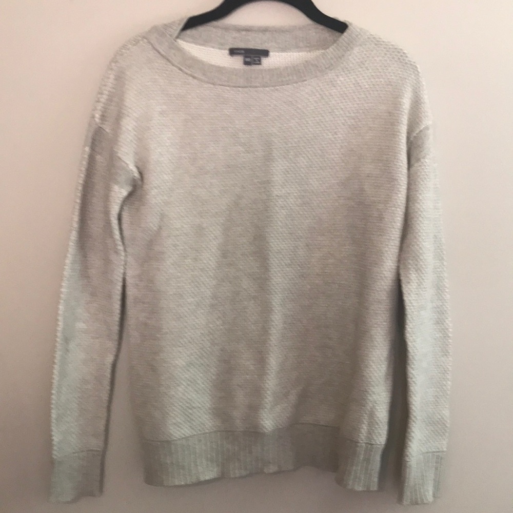 Vince gray textured sweater size xxs